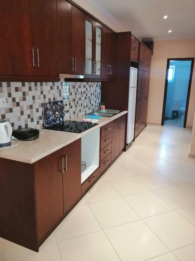 Апартаменты Helen's House *