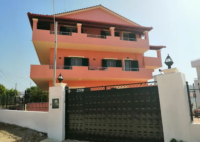 Helen\'S House