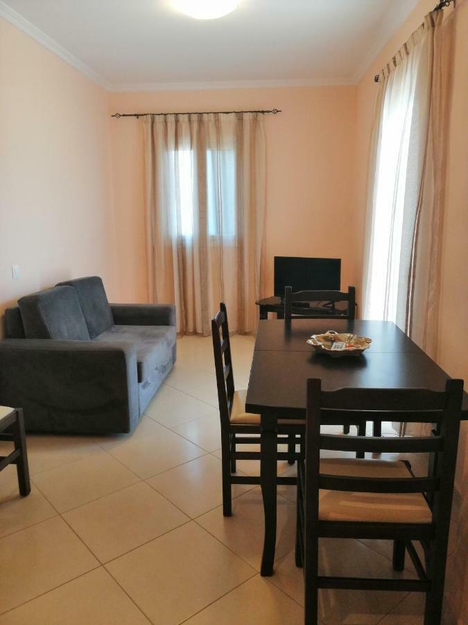 Helen's House Апартаменты *