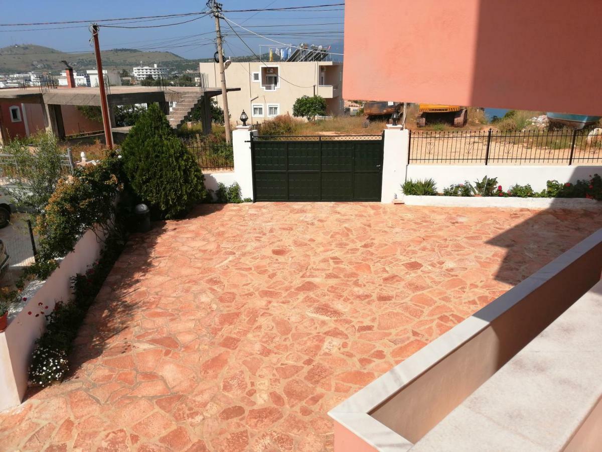 Helen's House Апартаменты
