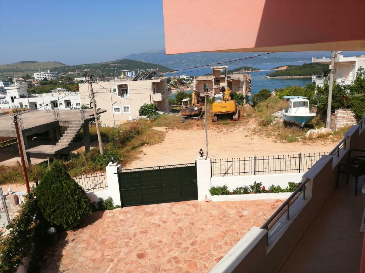 Helen's House Апартаменты *