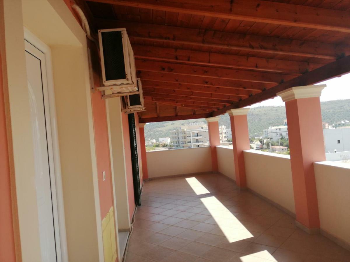 Helen's House Апартаменты *