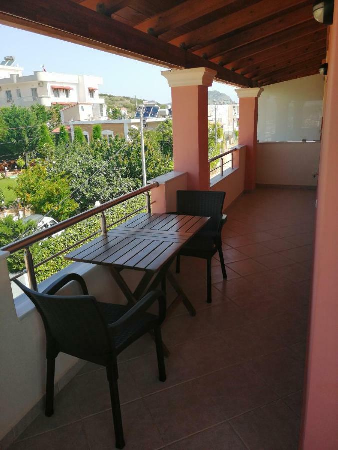 Helen's House Апартаменты